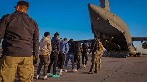 Website for US deportation airline GlobalX defaced by hackers