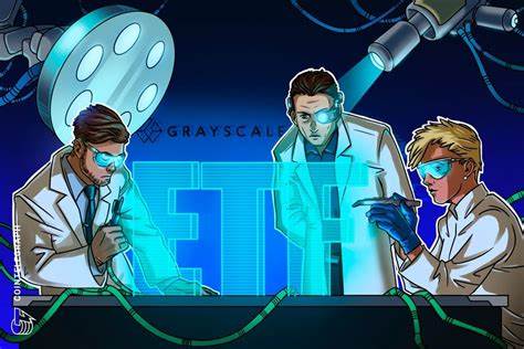  Why Grayscale’s Bitcoin Trust still dominates ETF revenue in 2025 
