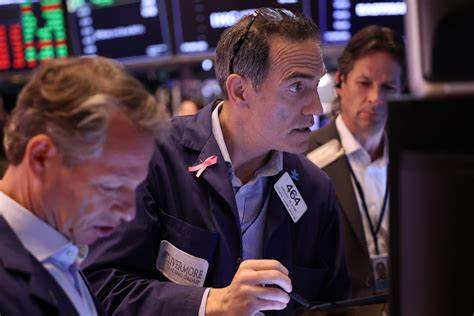 Veteran fund manager resets stock market forecast after oversold rally