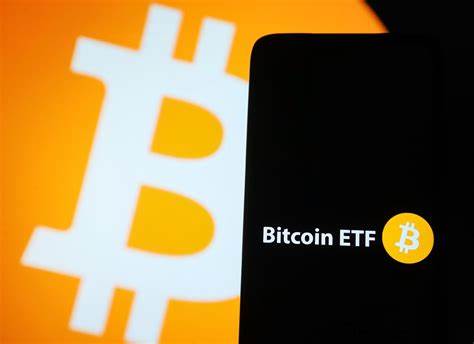 Bitcoin ETFs see record 3-day outflow as retail investors ‘dart in and out of positions’ - Fortune