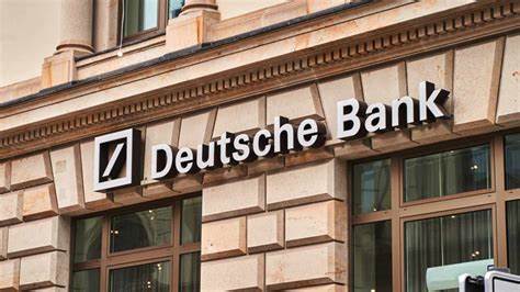 Deutsche Bank issues stark warning over $150 billion crypto asset class - TheStreet