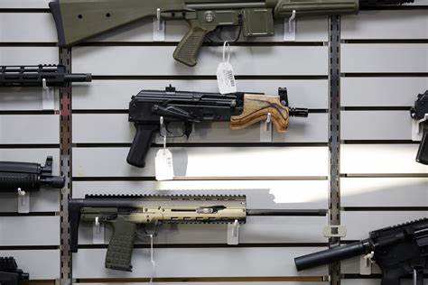 Gun Group Seeks Federal Probe of Firearms Industry's Secret Sharing of Data