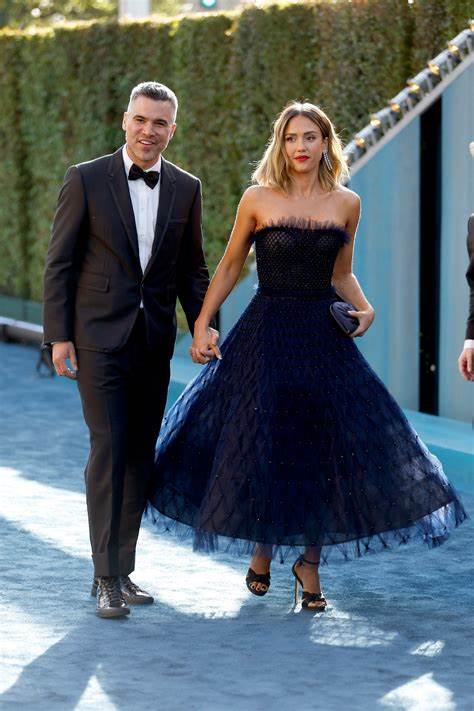 Divorcing Couple Jessica Alba And Cash Warren List Their Longtime Family Home In Beverly Hills For $19 Million