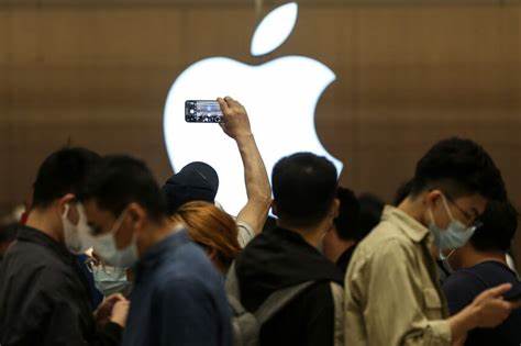 Why Apple can’t just quit China