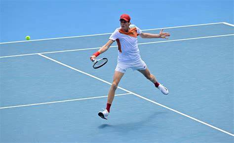 Jannik Sinner wins the US Open for the first time as he secures 6-3 6-4 7-5 victory in straight sets against Taylor Fritz in the final