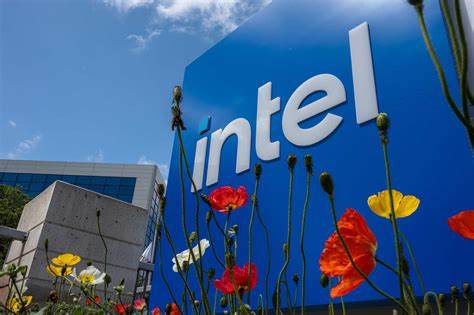 Tech Executives Are Starting to Talk Tariffs. What It May Mean for Apple, Amazon Earnings