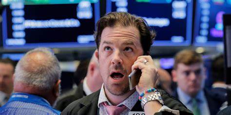 Analyst warns on overvalued tech stocks