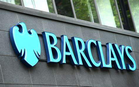 Market Turmoil Boosts Trading Desks at Barclays and UBS