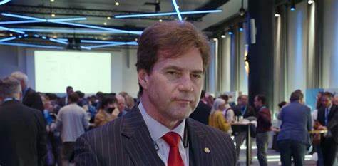 Craig Wright Takes On Bitcoin Core Developers Again - CoinGape