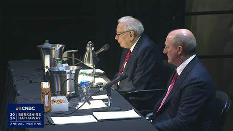 Warren Buffett says he'll propose Greg Abel take over as Berkshire Hathaway CEO at year-end