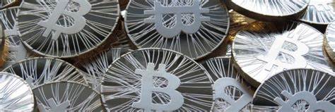 Bitcoin security guarantee shattered by anonymous miner with 51% network power - Ars Technica