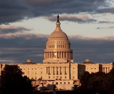 Crypto Fans Hedge Bets on Format, Timing of US Legislation (2)