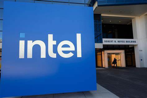 What's Going On With Intel Stock? - Benzinga