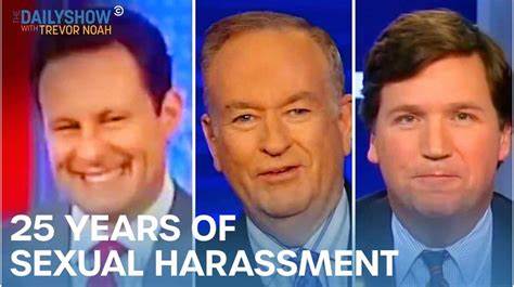 'The Daily Show' breaks down the cringiest VP debate moments - Mashable