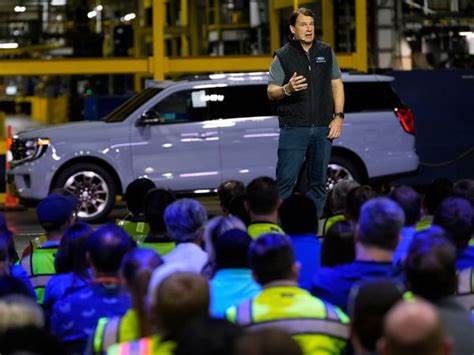 Ford beats on Q1 earnings but pulls guidance as tariffs could have 'significant' impact on bottom line