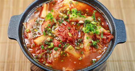 First Mover Asia: South Korea's 'Kimchi Premium' Evaporates; Major Cryptos Tumble on Fed Minutes, Continued Global Uncertainty - CoinDesk