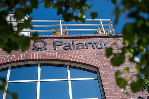Palantir Sales Forecast Falls Short of Wall Street’s Hopes