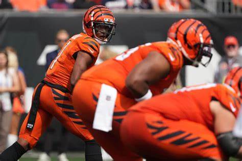 What I’m Hearing: Jordan Love’s timeline, what’s next with Watson, Cousins’ struggles