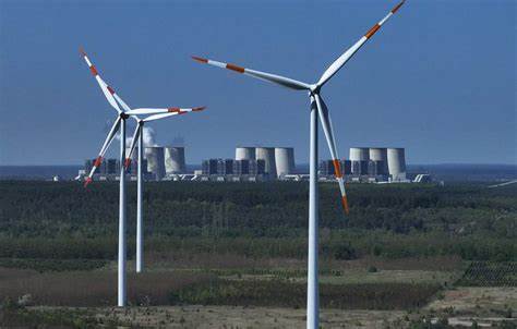 Record Wind Energy Installations Not Enough to Meet Renewables Goals
