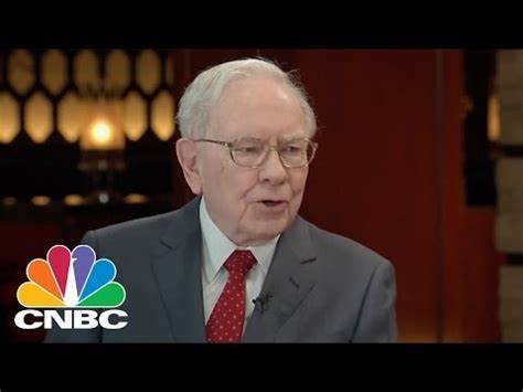 5 Ways To Adopt Warren Buffett’s Long-Term Approach to Investing