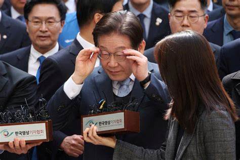 South Korea opposition leader Lee Jae-myung declares presidential run
