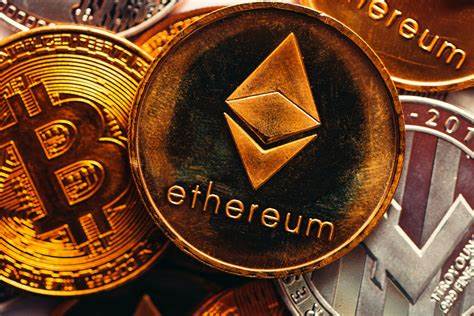 Bitcoin struggles below $77K, Ether, XRP, and Solana deepen declines ahead of US market opening