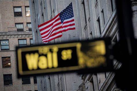 Investors remain bullish on US stocks but momentum weakening: Citi