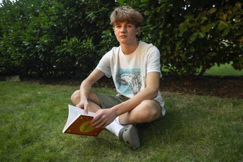 Not-so-great expectations: Students are reading fewer books in English class