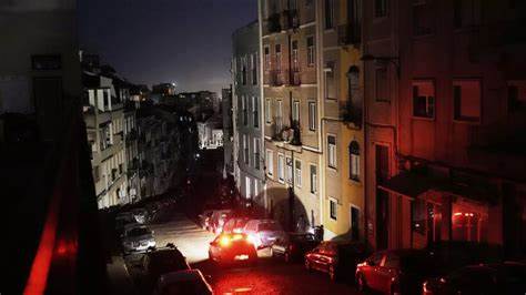 Suddenly Everything Stopped: Nationwide Blackouts in Spain and Portugal
