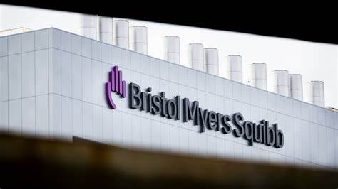 Jim Cramer Says He Likes Bristol-Myers Squibb (BMY) More Than Merck Due to Schizophrenia Drug