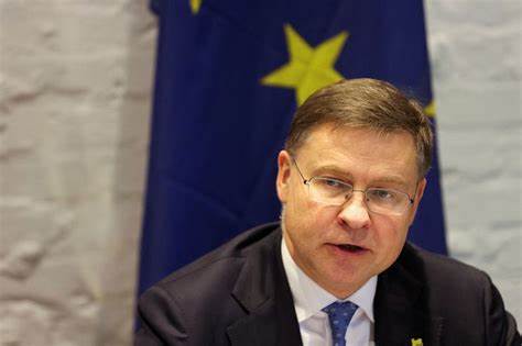 EU's Dombrovskis on Tariff Negotiations, Euro