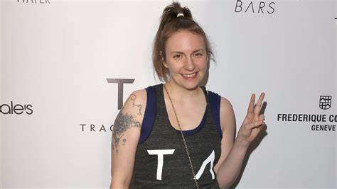 Reminder: Lena Dunham doesn’t give ‘the tiniest of shits’ what you think about her body